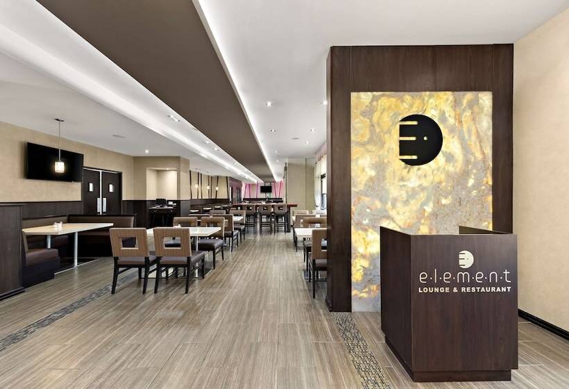 Best Western Plus Toronto North York Hotel & Suites