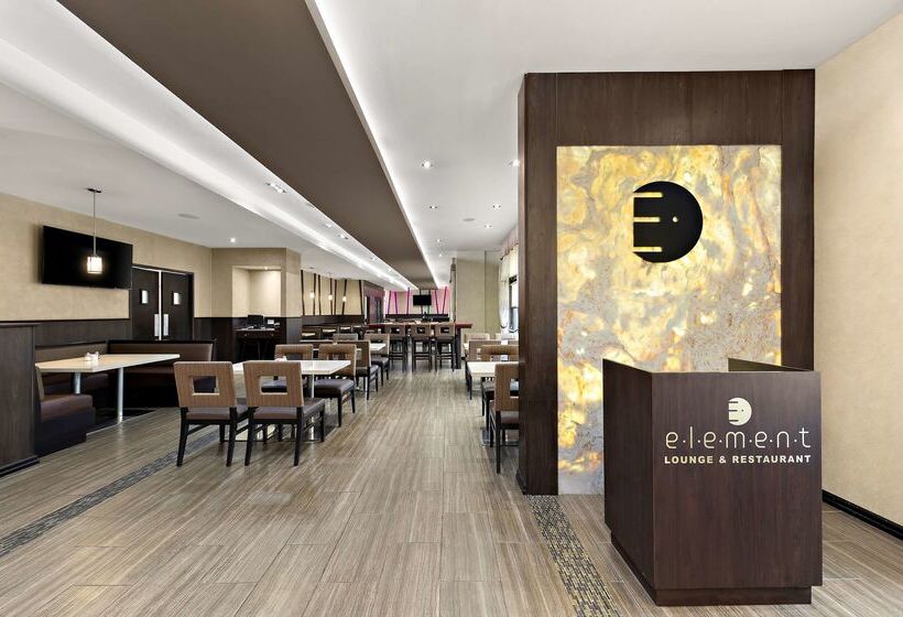 Best Western Plus Toronto North York Hotel & Suites