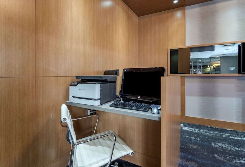 فندق Best Western Plus Vancouver Airport