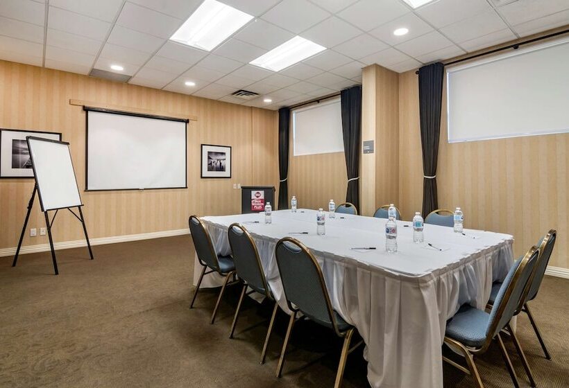 Отель Best Western Plus Vancouver Airport