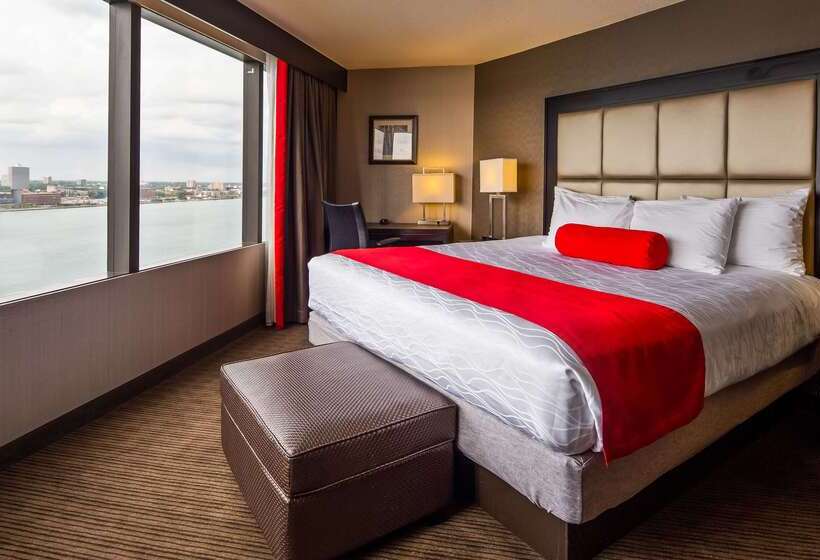 Отель Best Western Plus Waterfront