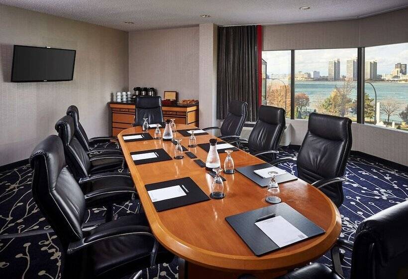 هتل Best Western Plus Waterfront