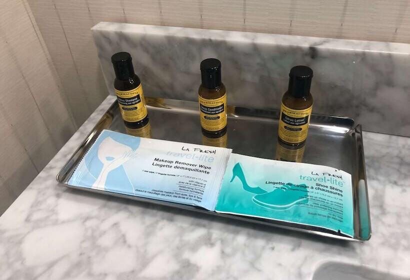 Отель Best Western Plus Waterfront