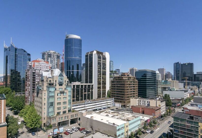 Best Western Premier Chateau Granville Hotel & Suites & Conference Centre