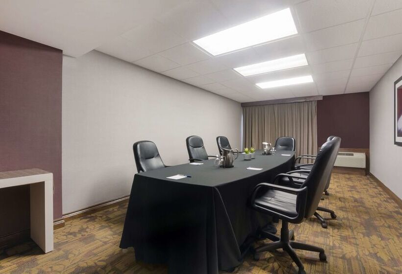 Best Western St Catharines Hotel & Conference Centre