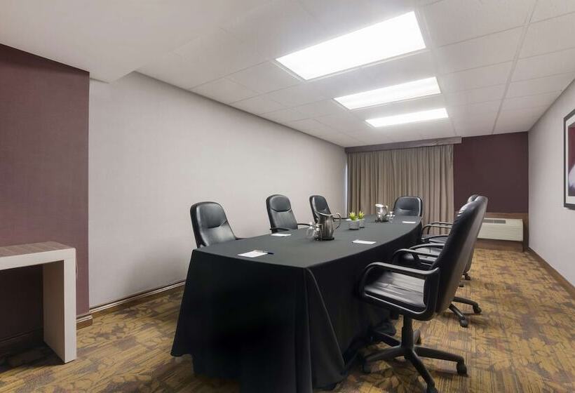 Best Western St Catharines Hotel & Conference Centre