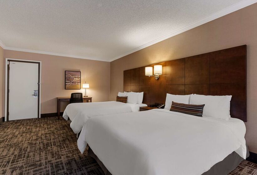 Best Western Ville Marie Hotel & Suites