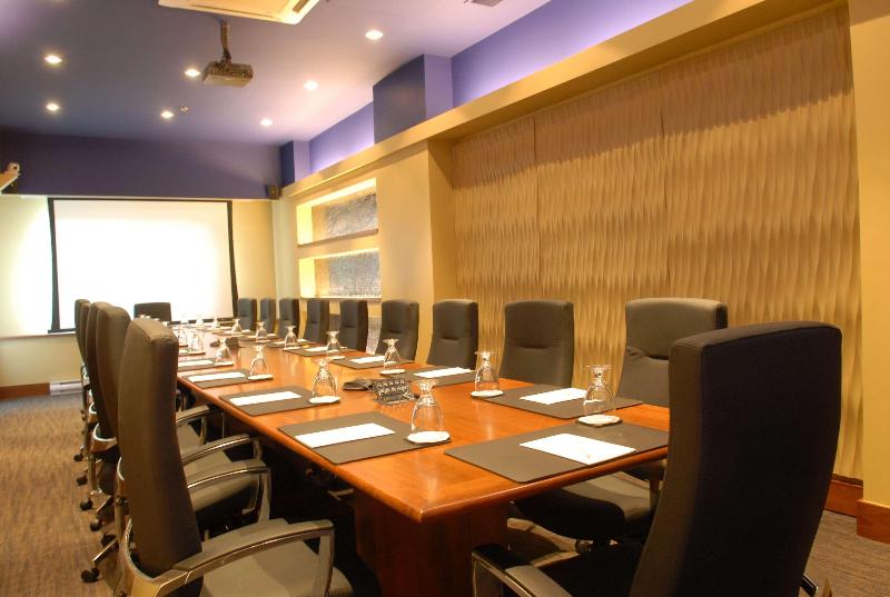 Best Western Ville Marie Hotel & Suites