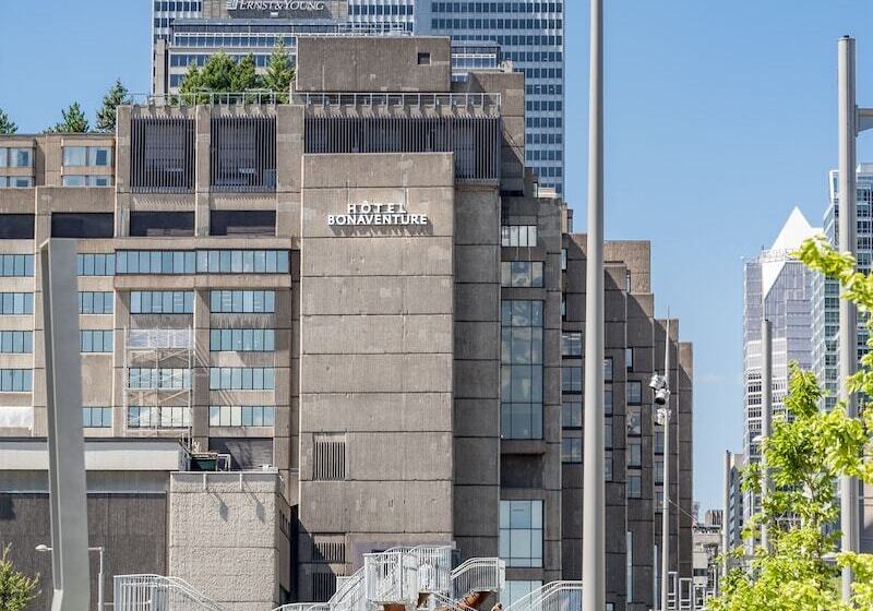 Отель Bonaventure Montreal