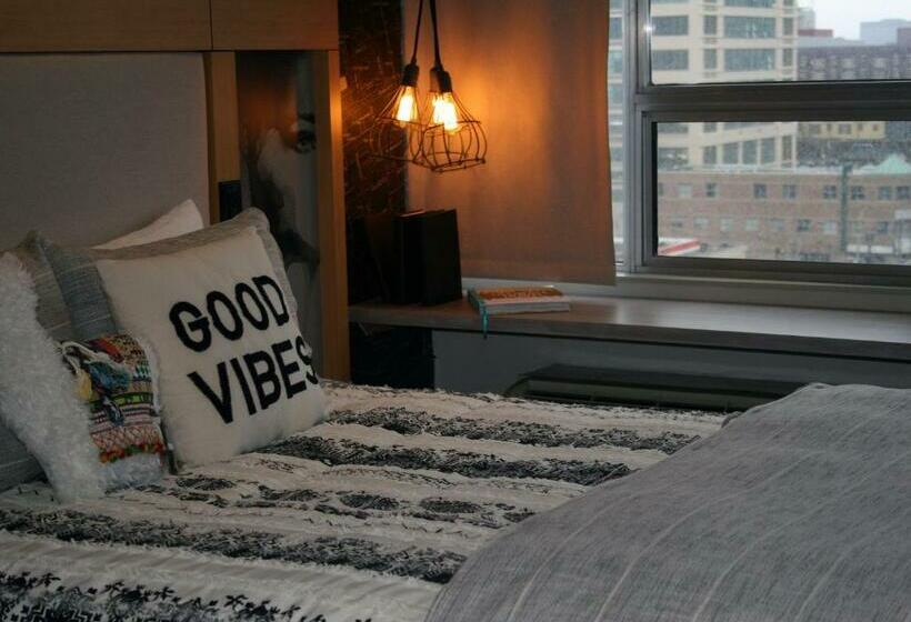 ホテル Bond Place