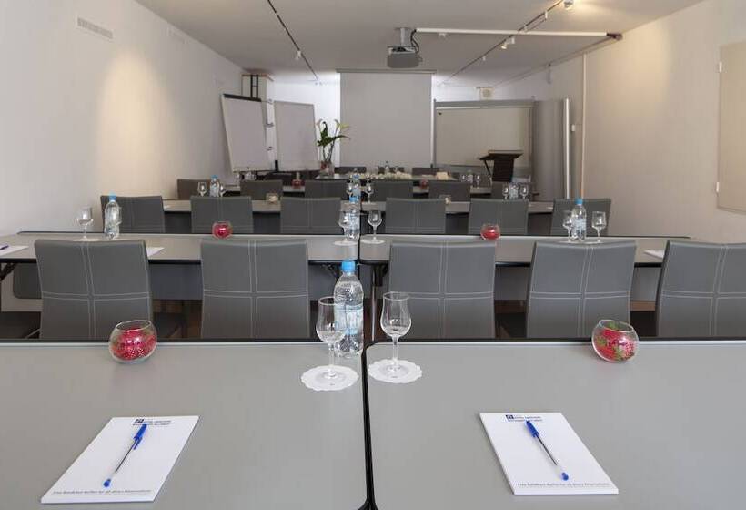 בית מלון כפרי Campione