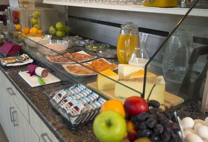 בית מלון כפרי Campione