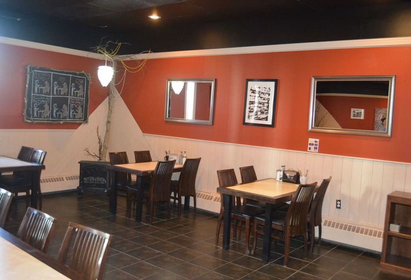 فندق Canadas Best Value Inn River View