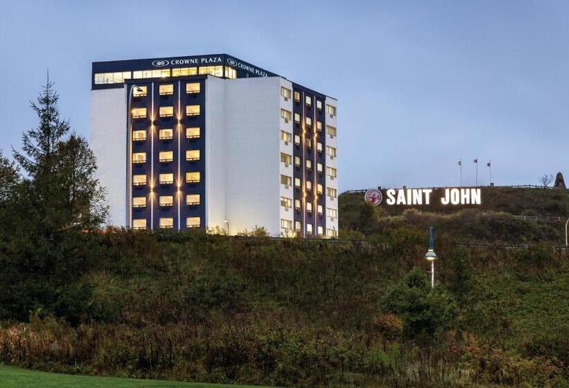 هتل Crowne Plaza Saint John Harbour View, An Ihg