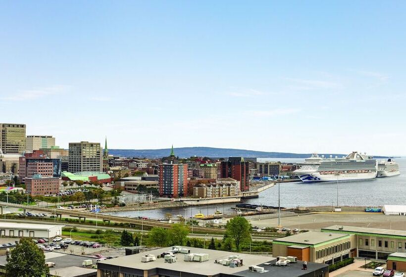호텔 Crowne Plaza Saint John Harbour View, An Ihg