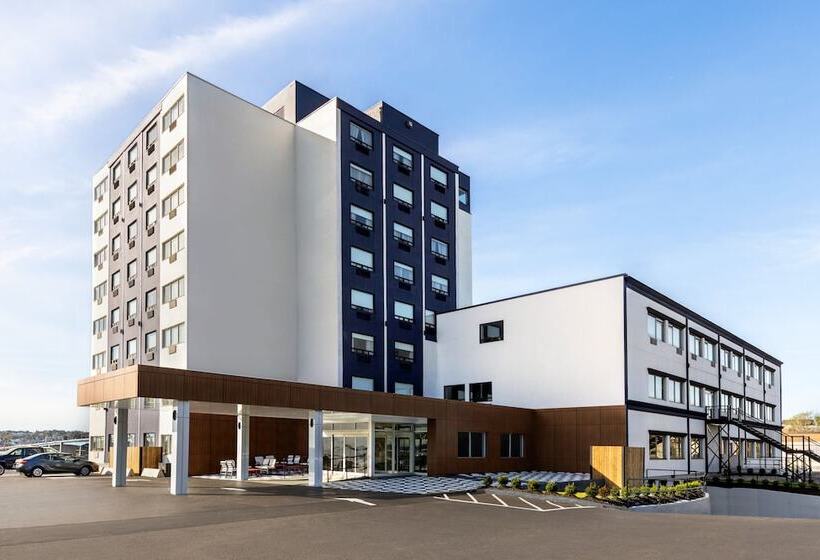 호텔 Crowne Plaza Saint John Harbour View, An Ihg