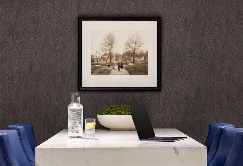 호텔 Crowne Plaza Saint John Harbour View, An Ihg