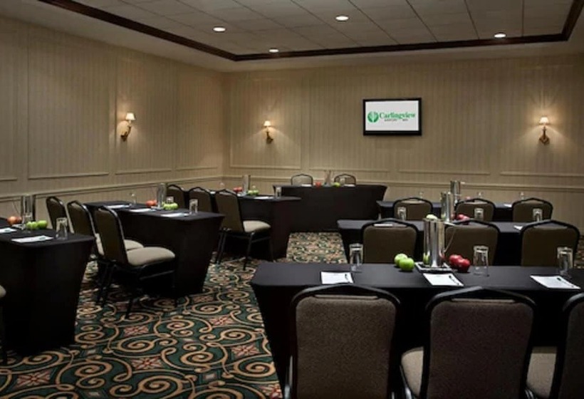 호텔 Carlingview Toronto Airport