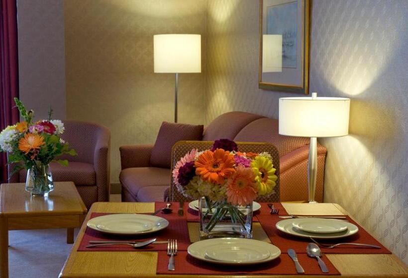 호텔 Cartier Place Suite