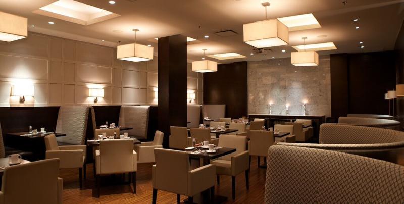 Отель Century Plaza