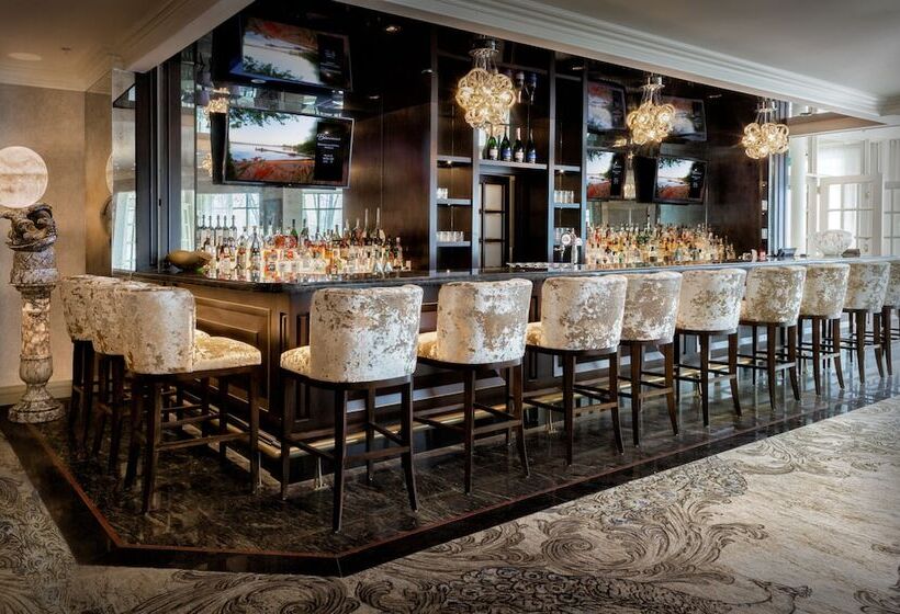 ホテル Chateau Vaudreuil