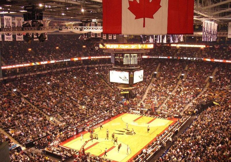 בית מלון כפרי Chestnut Residence   Campus Accommodation