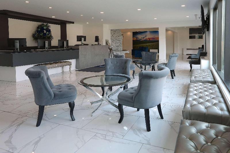 فندق Clarion Pointe