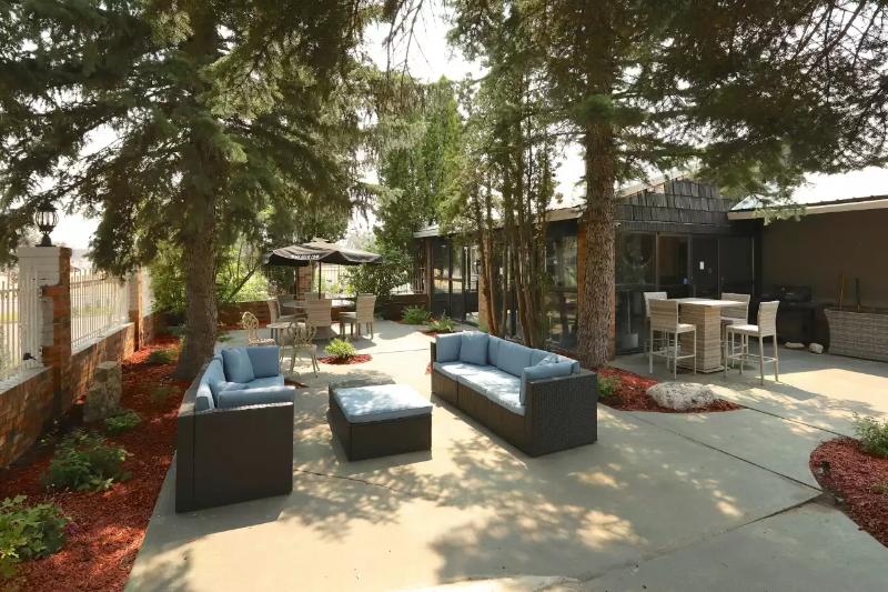 فندق Clarion Pointe