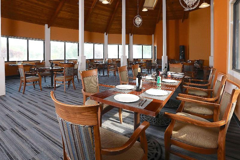 فندق Clarion Pointe