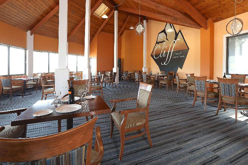 فندق Clarion Pointe