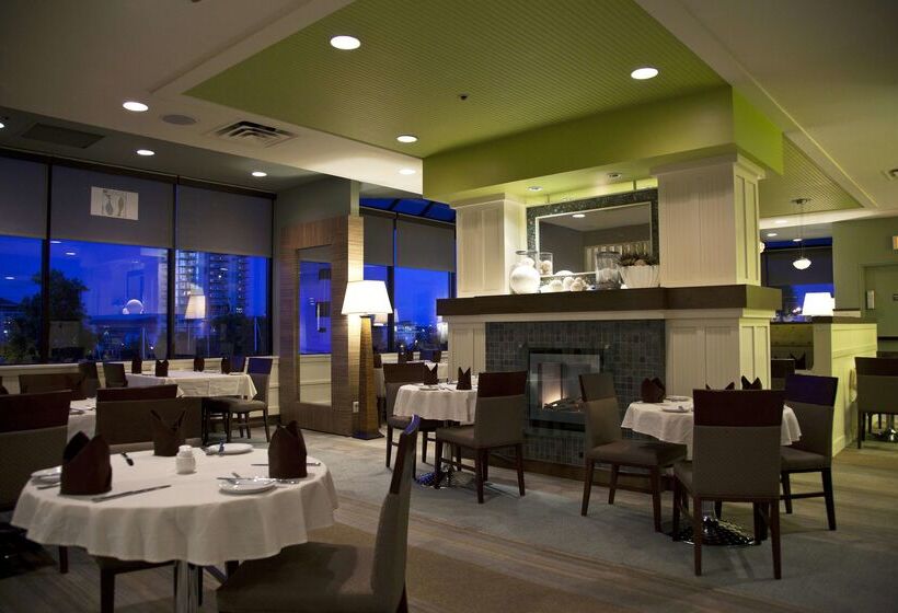 Отель Coast Bastion