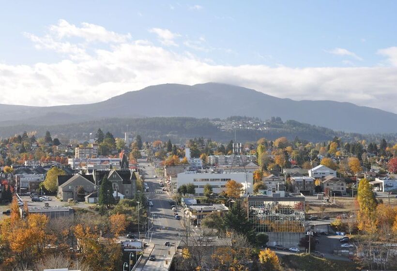 Отель Coast Bastion