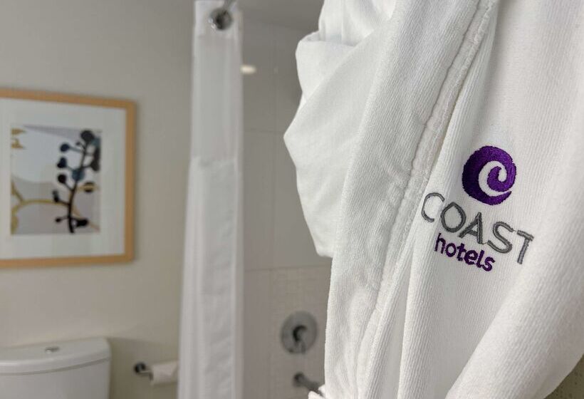 Отель Coast Bastion