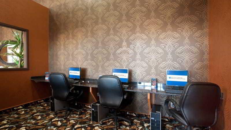 Coast Lethbridge Hotel & Conference Centre