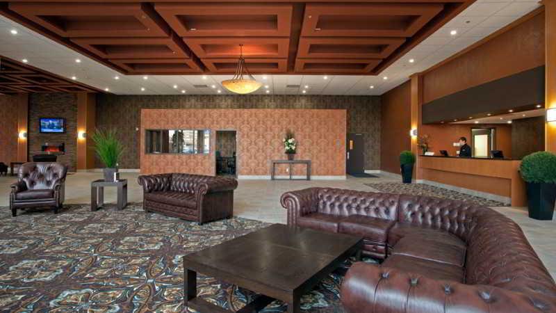 Coast Lethbridge Hotel & Conference Centre