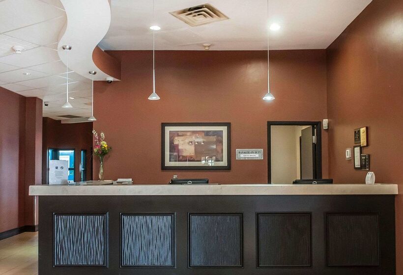 Comfort Hotel Airport North