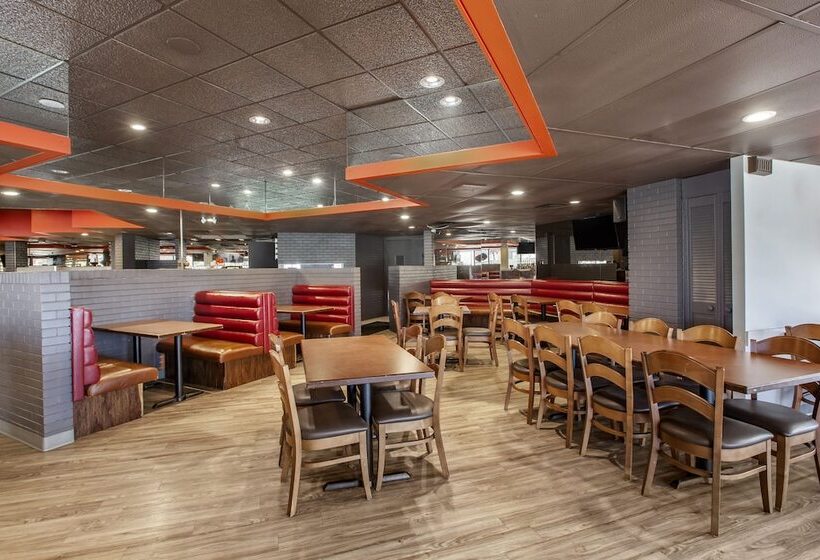 فندق Comfort Inn Airport West