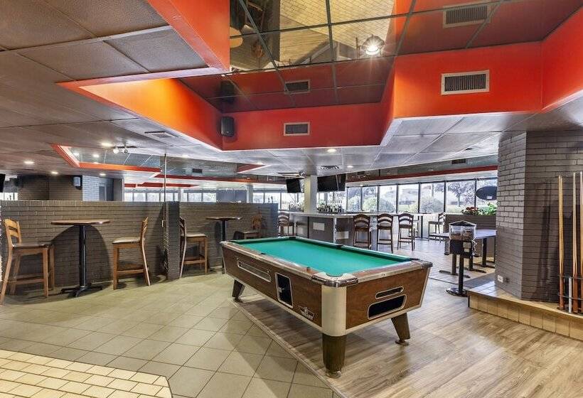 فندق Comfort Inn Airport West