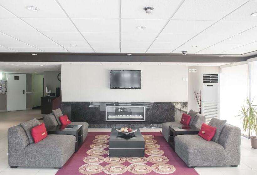 فندق Comfort Inn Airport West