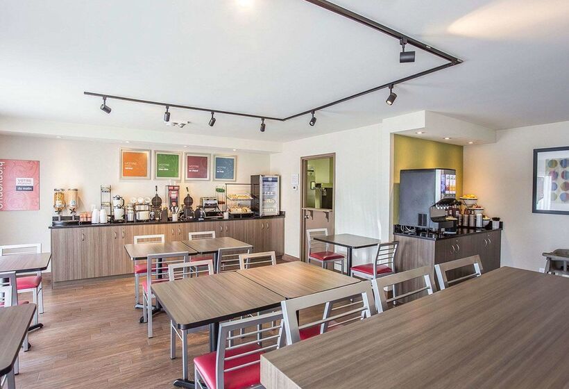 בית מלון כפרי Comfort Inn Gatineau