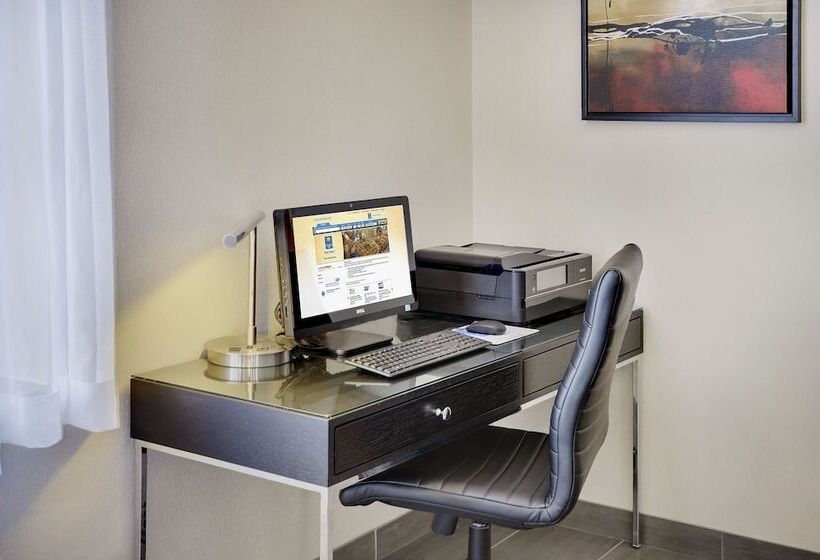 בית מלון כפרי Comfort Inn Gatineau