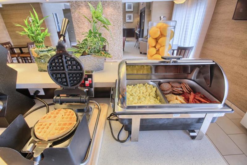 فندق Comfort Inn