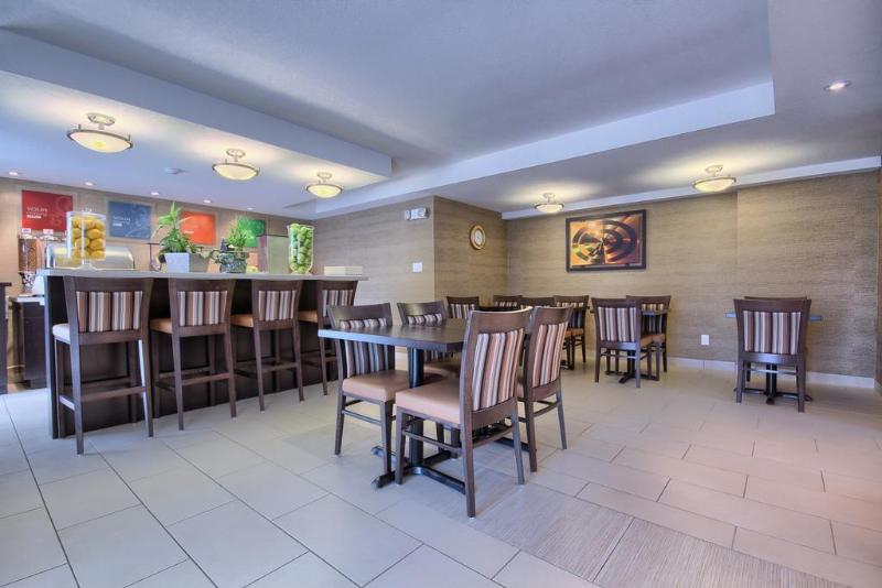 فندق Comfort Inn