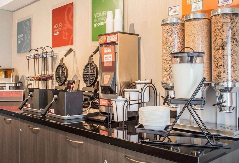 בית מלון כפרי Comfort Inn Hamilton