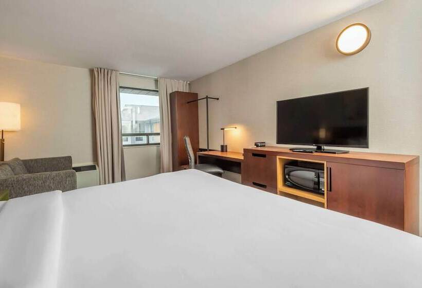 בית מלון כפרי Comfort Inn Hamilton