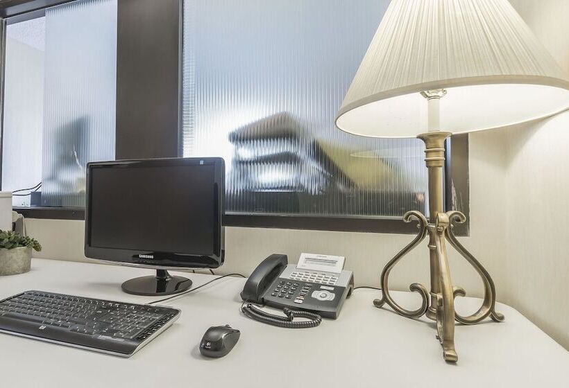 فندق Comfort Inn