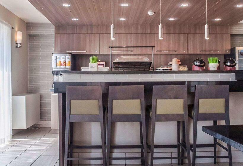 فندق Comfort Inn