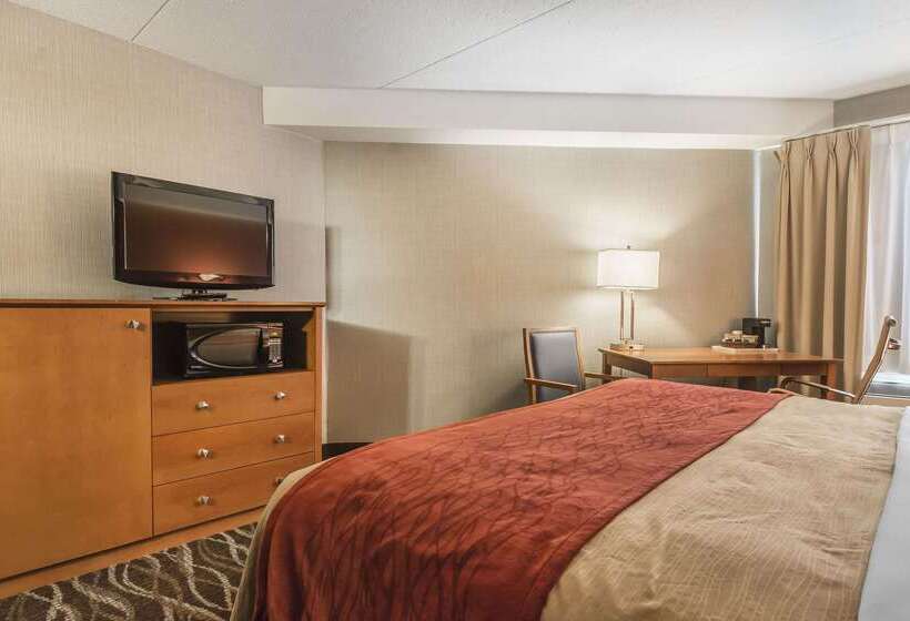 فندق Comfort Inn Oshawa