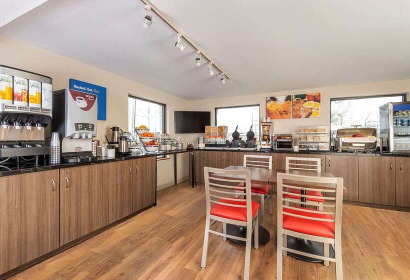 בית מלון כפרי Comfort Inn