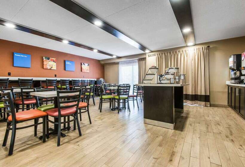 בית מלון כפרי Comfort Inn